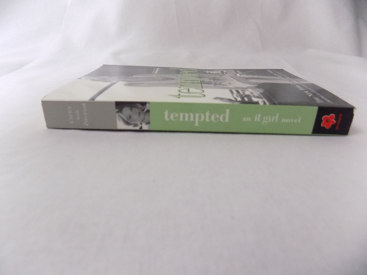 Tempted (It Girl, Book 6)