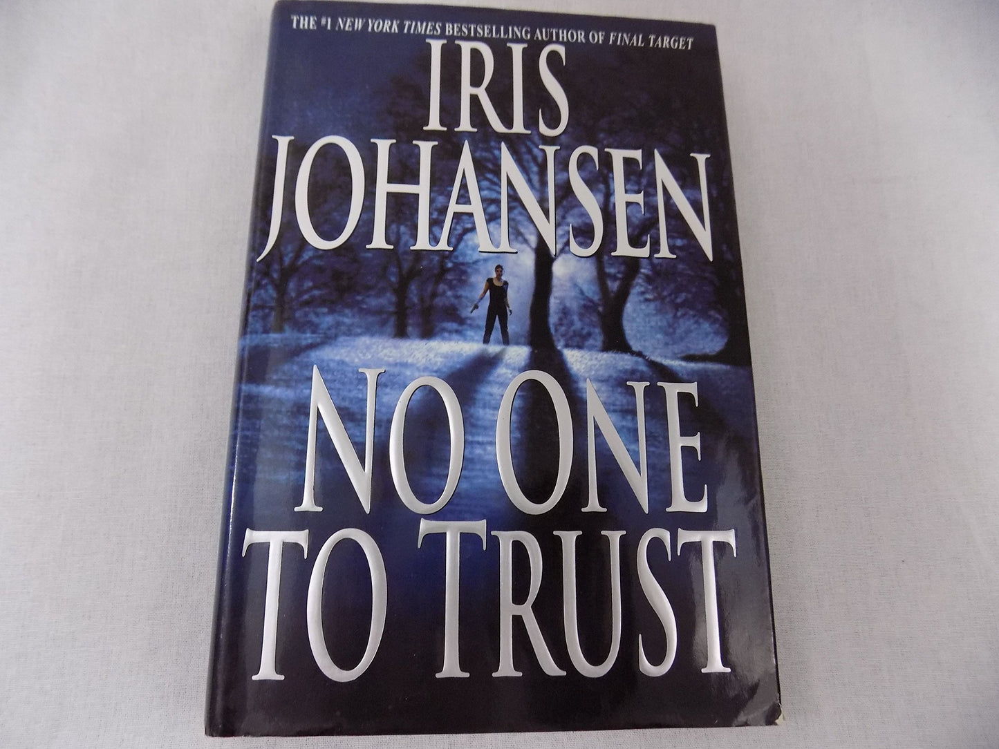 No One to Trust (Eve Duncan)